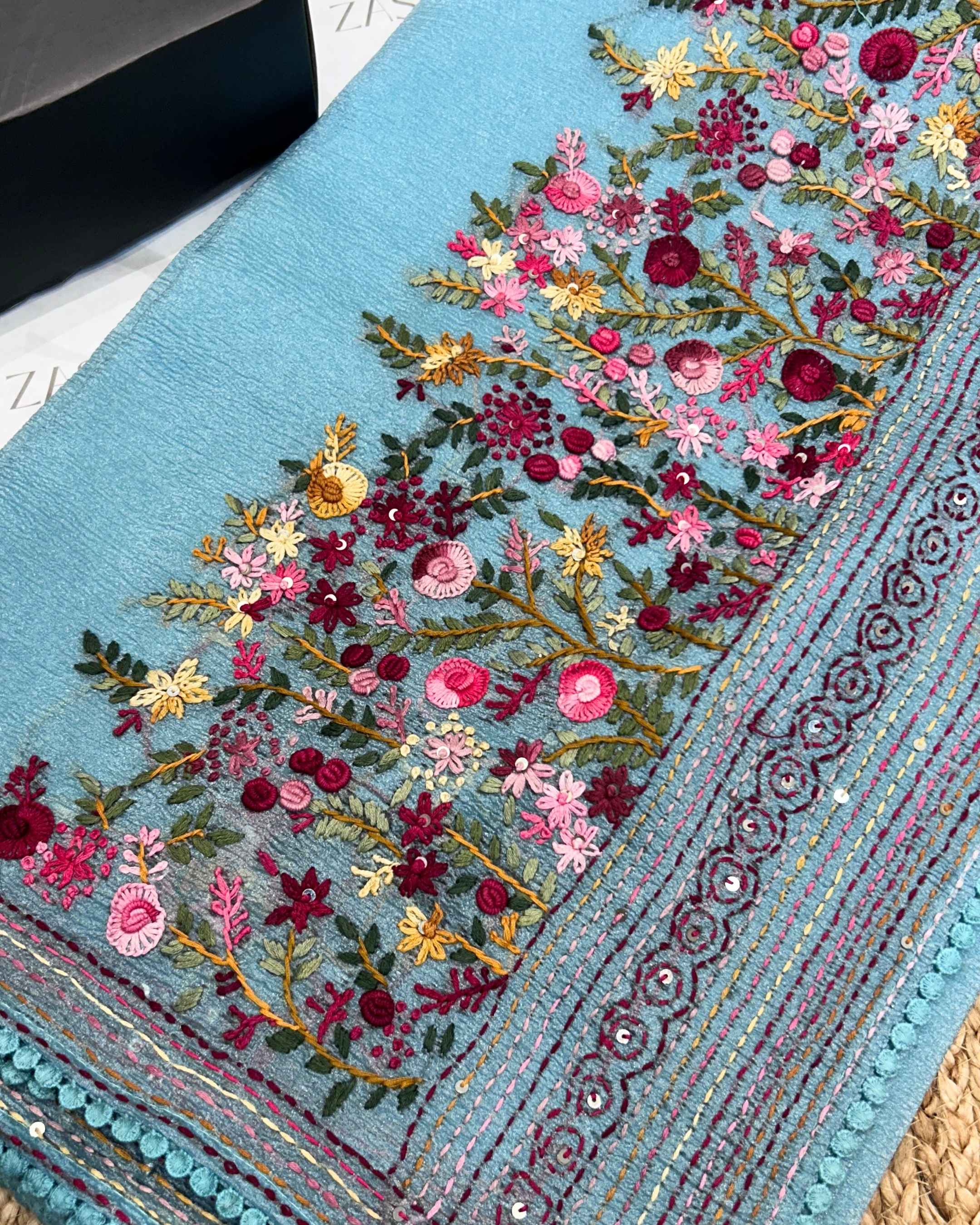 Zashmin Petal paradise